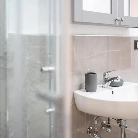 Apartamento Paradise 320 *